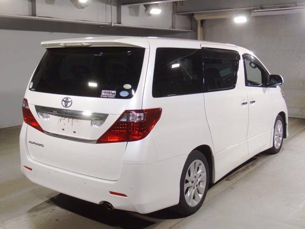 TOYOTA ALPHARD