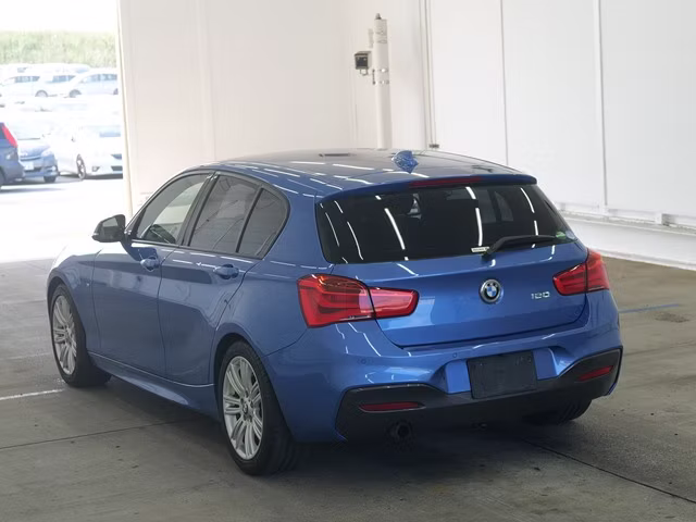 BMW 1-SERIES