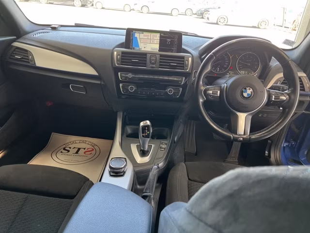 BMW 1-SERIES