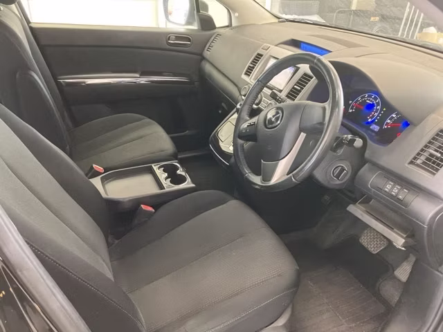 MAZDA MPV