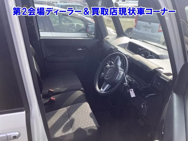 TOYOTA PIXIS MEGA