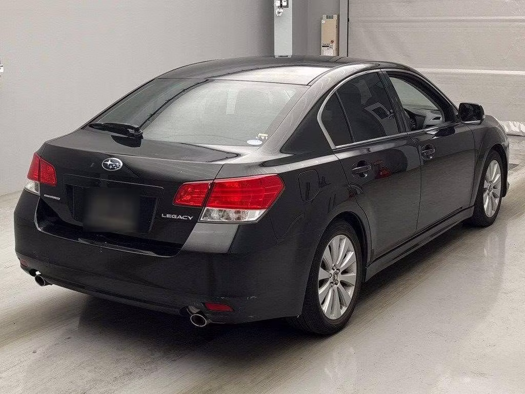 SUBARU LEGACY B4