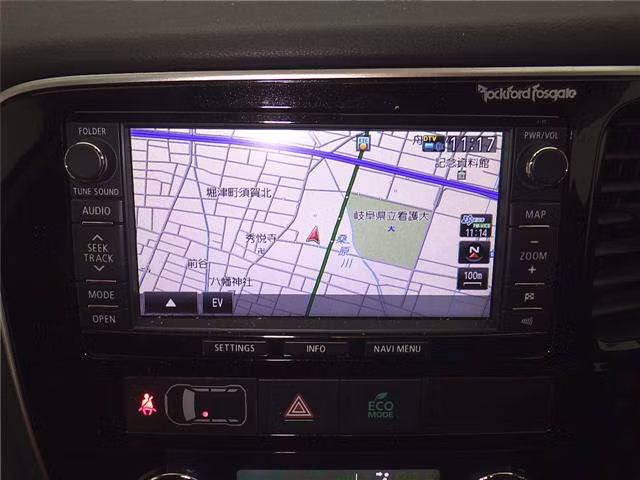 MITSUBISHI OUTLANDER