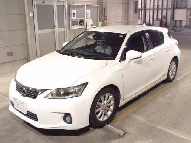 LEXUS CT200H
