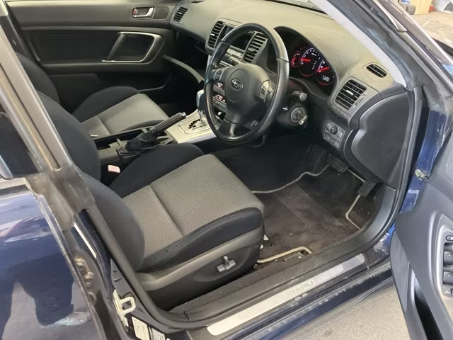 SUBARU LEGACY