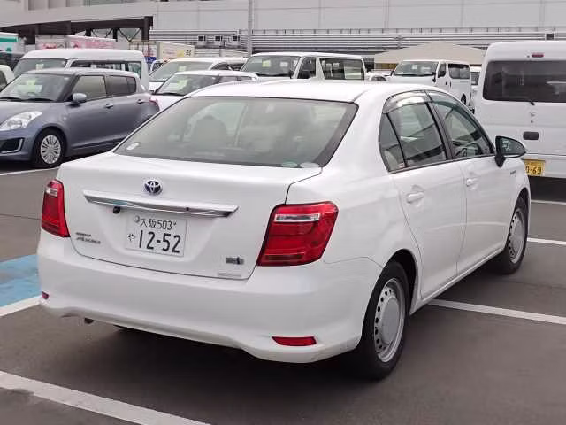 TOYOTA COROLLA AXIO