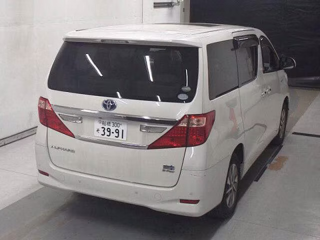 TOYOTA ALPHARD