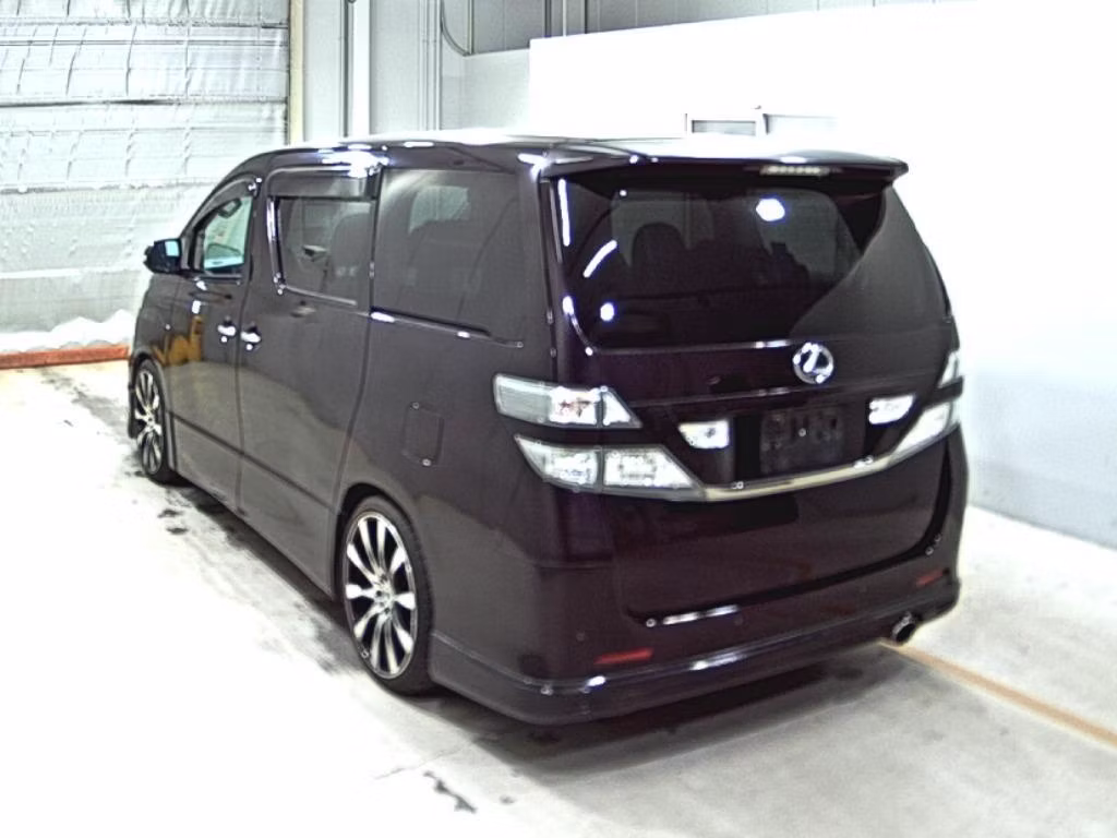 TOYOTA VELLFIRE