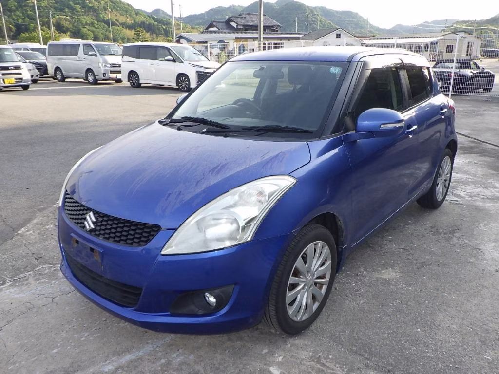 SUZUKI SWIFT