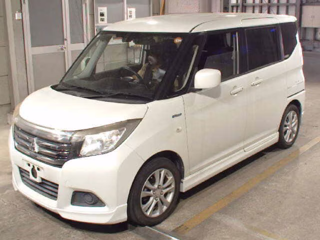 MITSUBISHI DELICA D:2