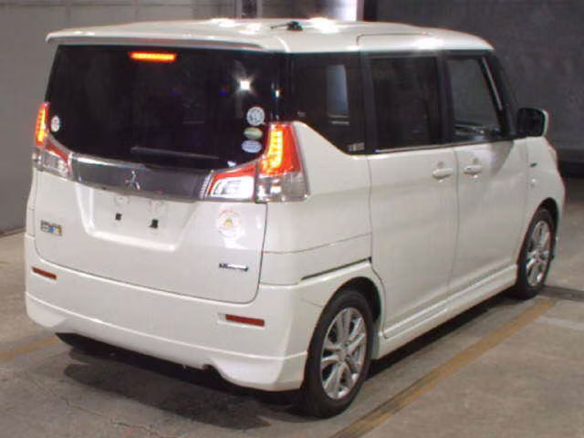 MITSUBISHI DELICA D:2