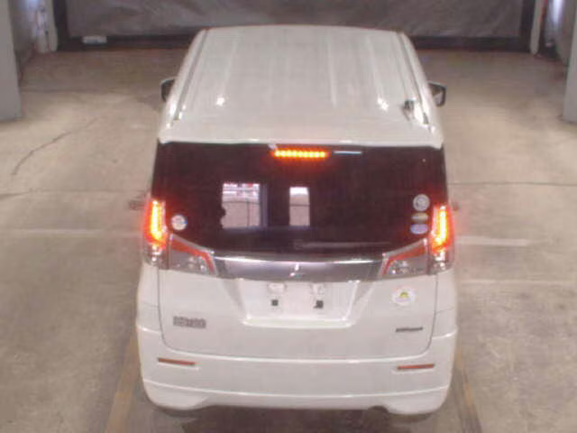 MITSUBISHI DELICA D:2
