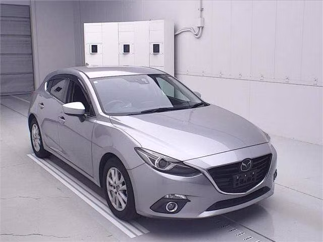 MAZDA AXELA