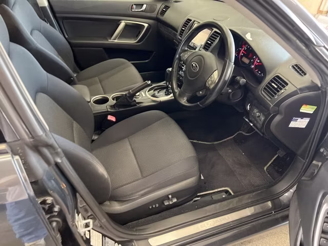 SUBARU LEGACY