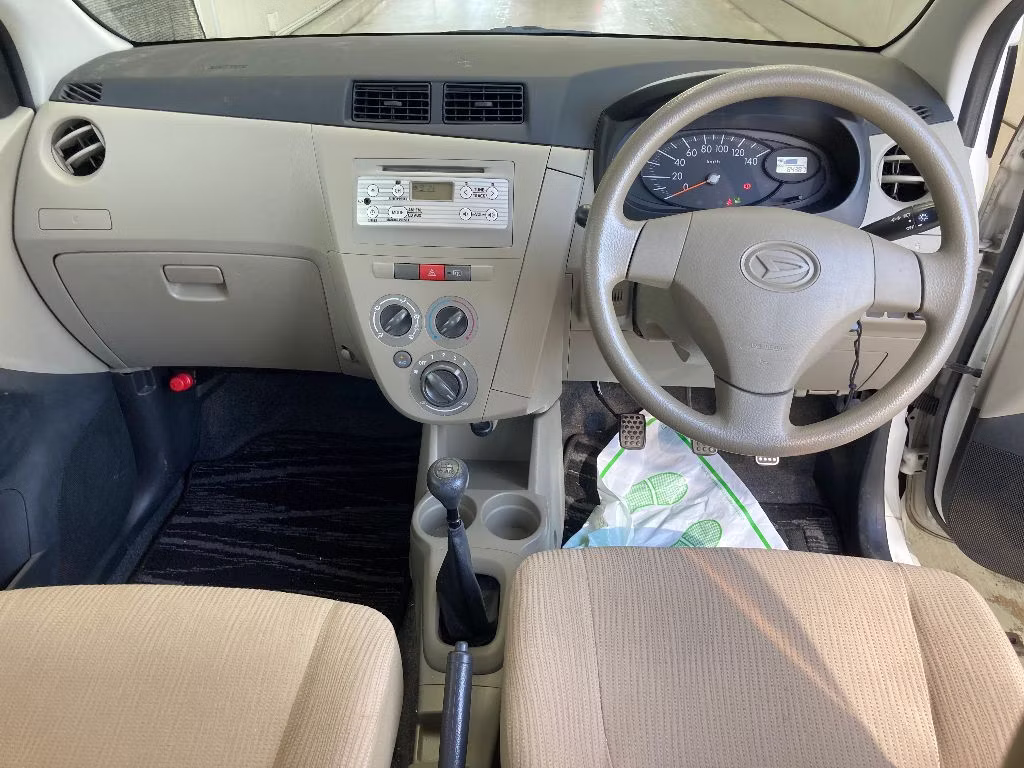 DAIHATSU MIRA