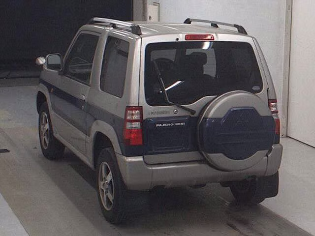 MITSUBISHI PAJERO MINI