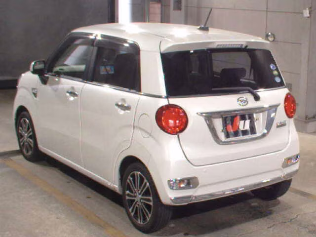DAIHATSU CAST