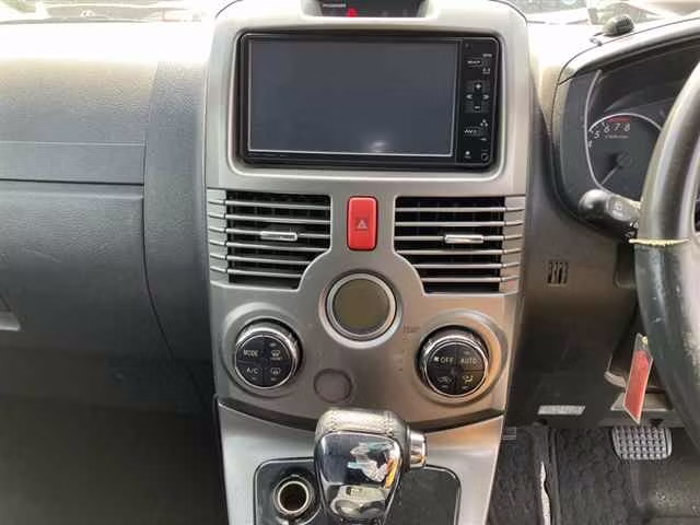 TOYOTA RUSH