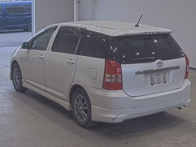 TOYOTA WISH