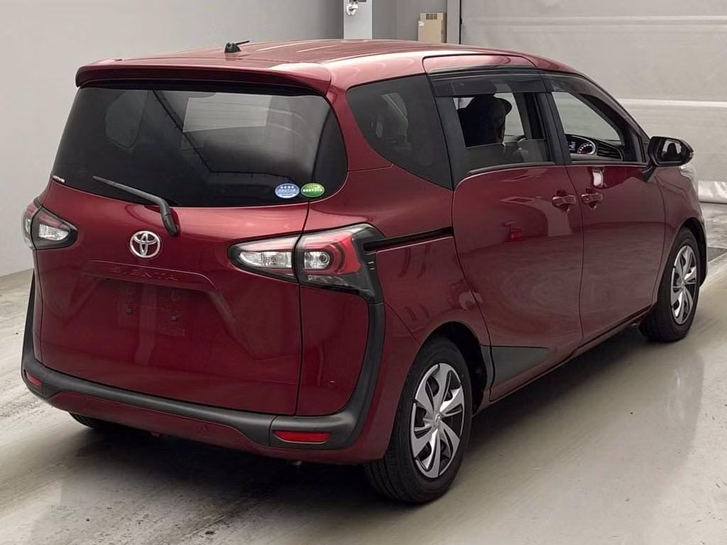 TOYOTA SIENTA