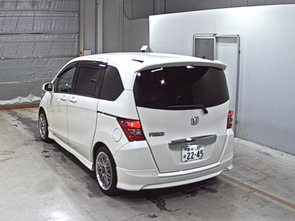 HONDA FREED