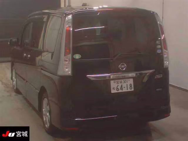NISSAN SERENA