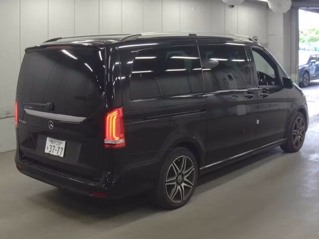 MERCEDES-BENZ V-CLASS
