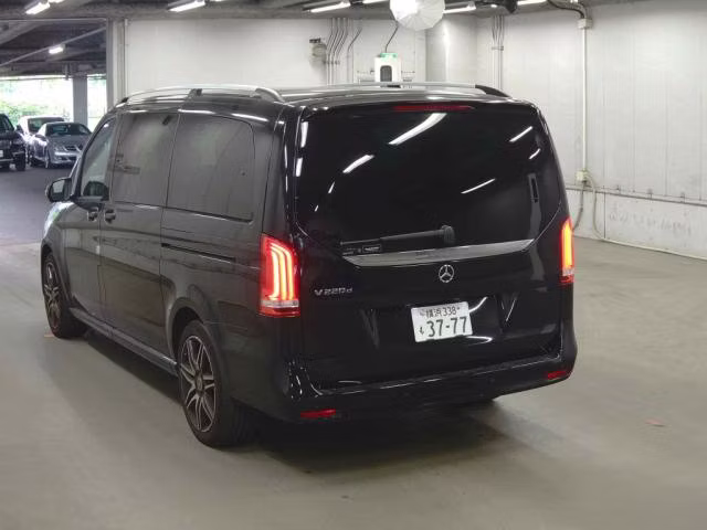 MERCEDES-BENZ V-CLASS