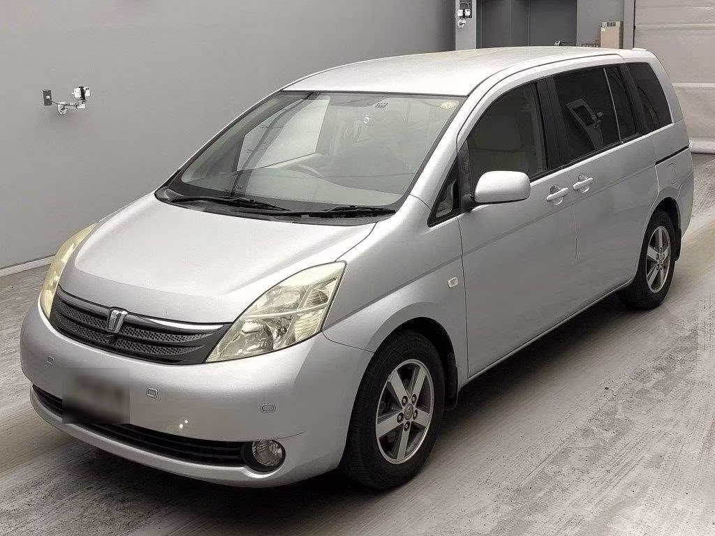 TOYOTA ISIS