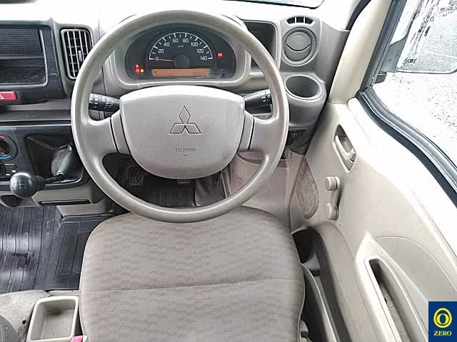 MITSUBISHI MINICAB