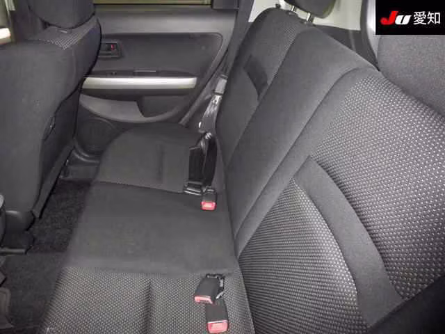 TOYOTA IST