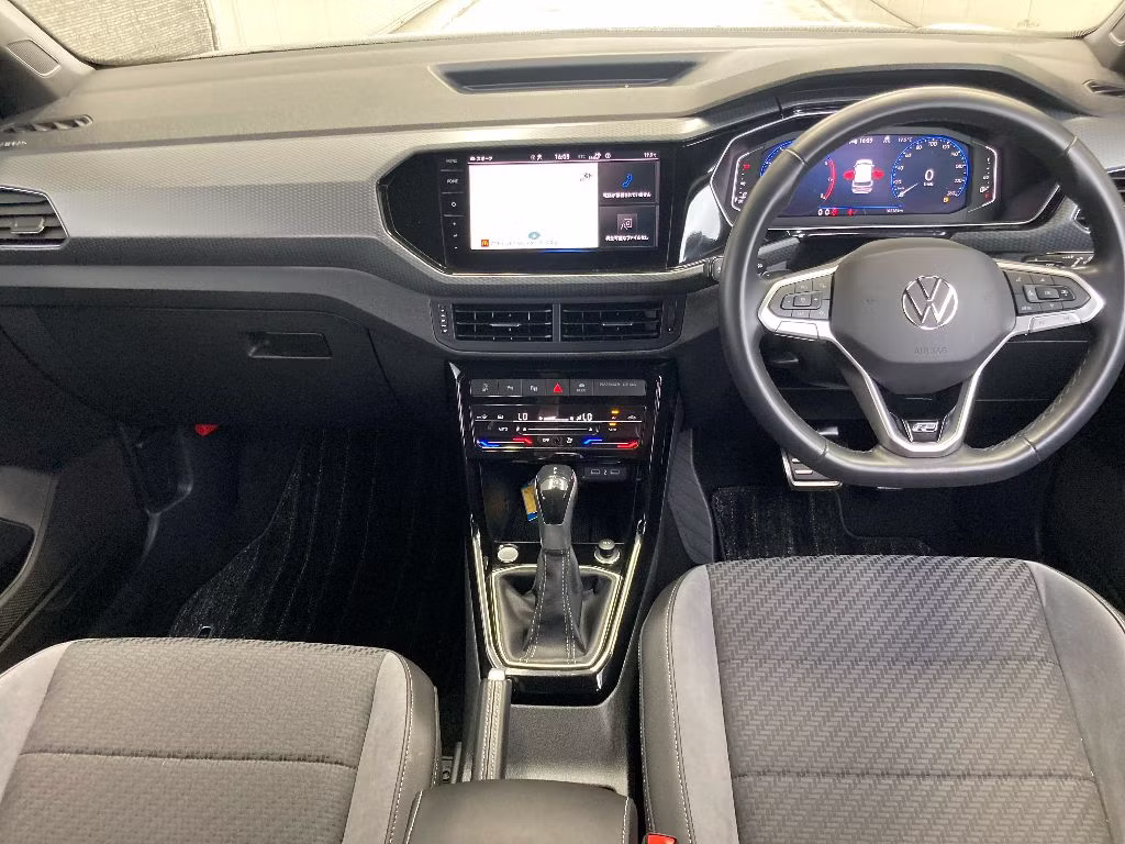 VOLKSWAGEN T-CROSS