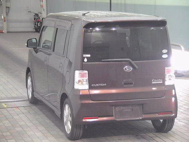 DAIHATSU MOVE CONTE