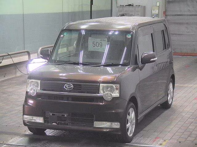 DAIHATSU MOVE CONTE
