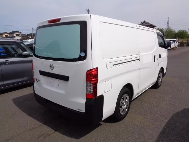 NISSAN CARAVAN
