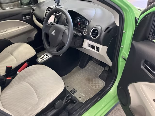 MITSUBISHI MIRAGE