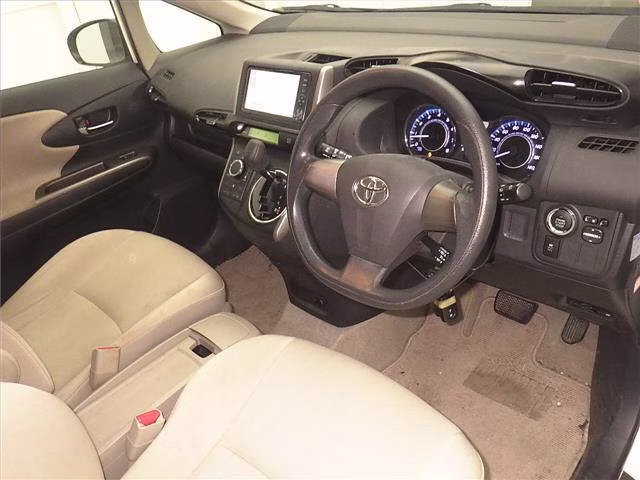 TOYOTA WISH