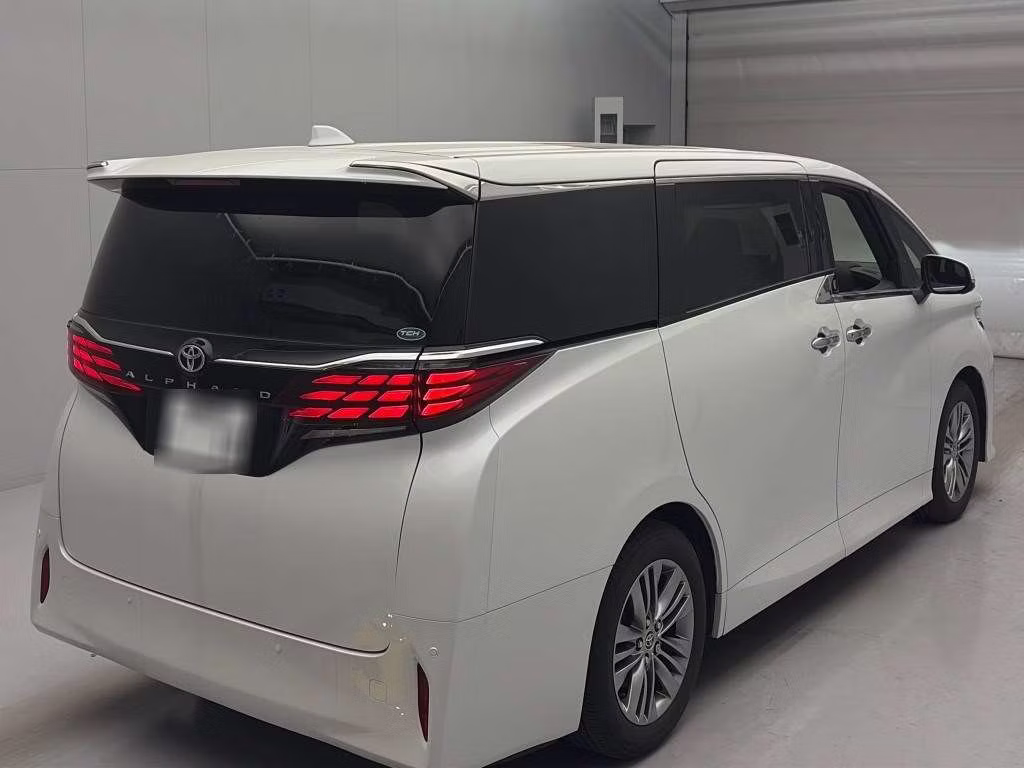TOYOTA ALPHARD