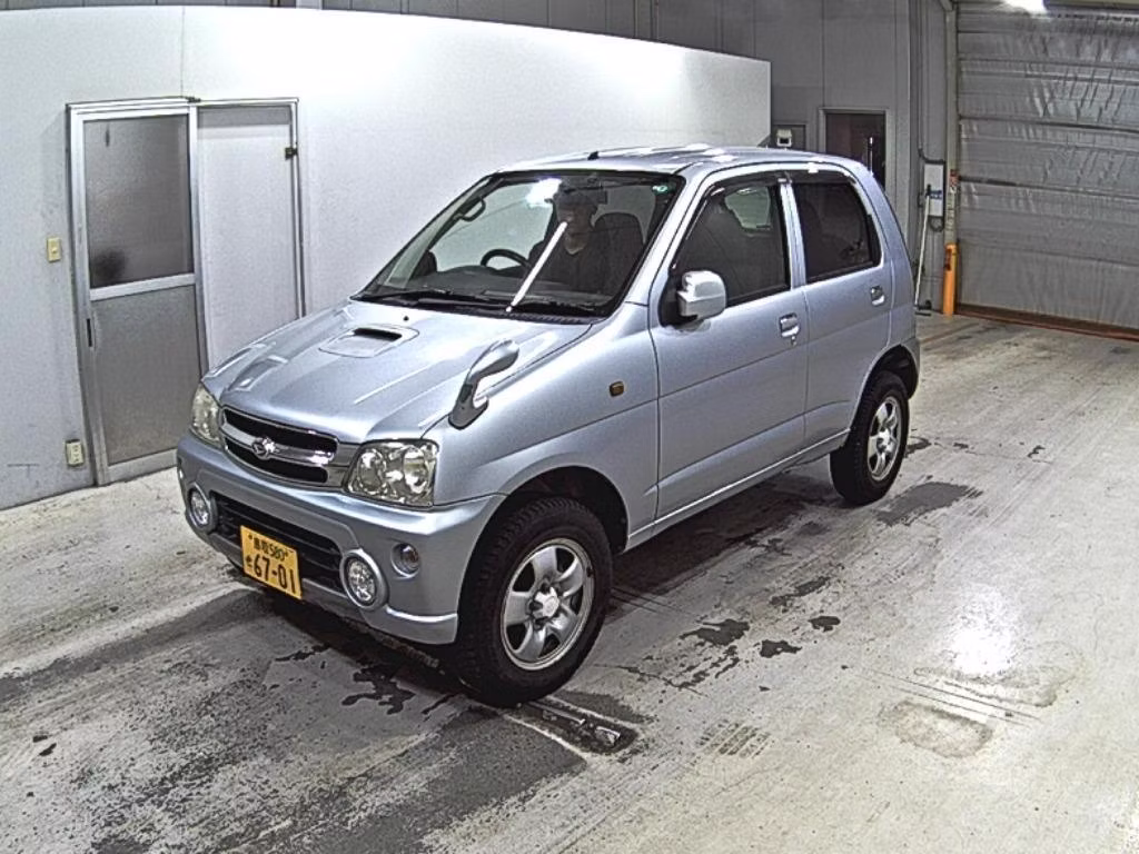 DAIHATSU TERIOS KID
