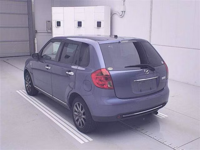 MAZDA VERISA