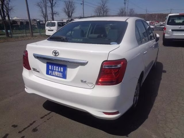 TOYOTA COROLLA AXIO
