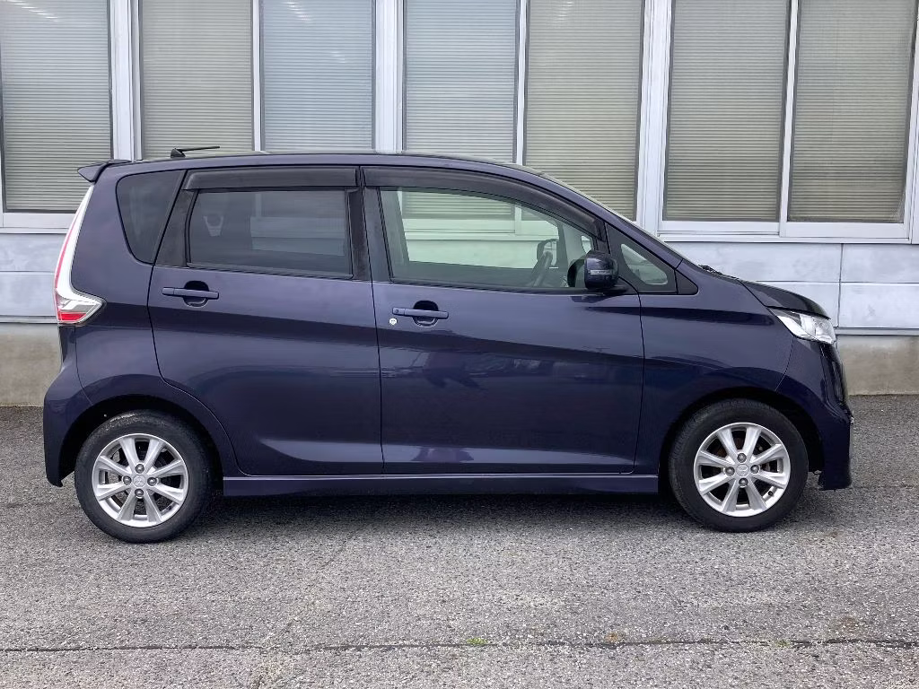 MITSUBISHI EK CUSTOM