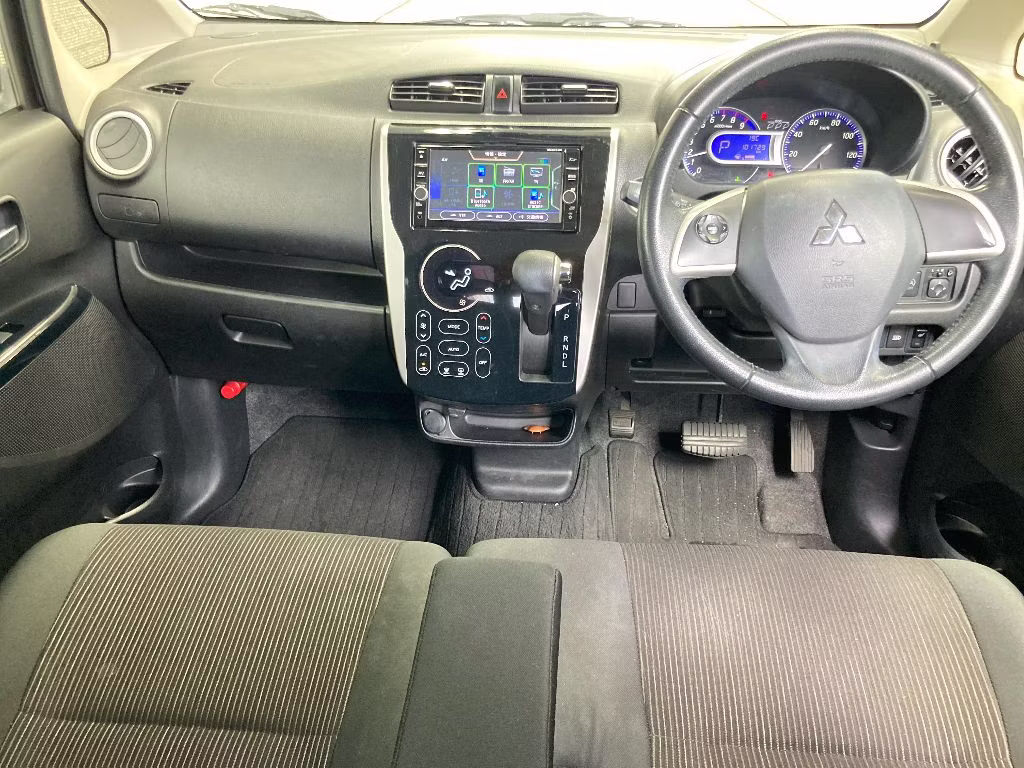 MITSUBISHI EK CUSTOM