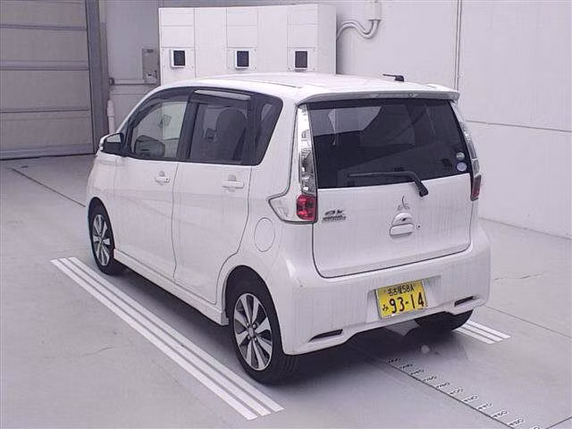 MITSUBISHI EK CUSTOM