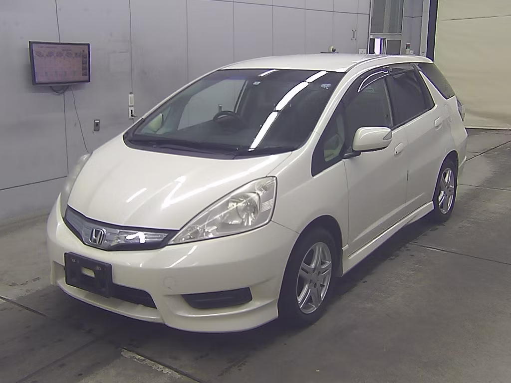 HONDA FIT SHUTTLE