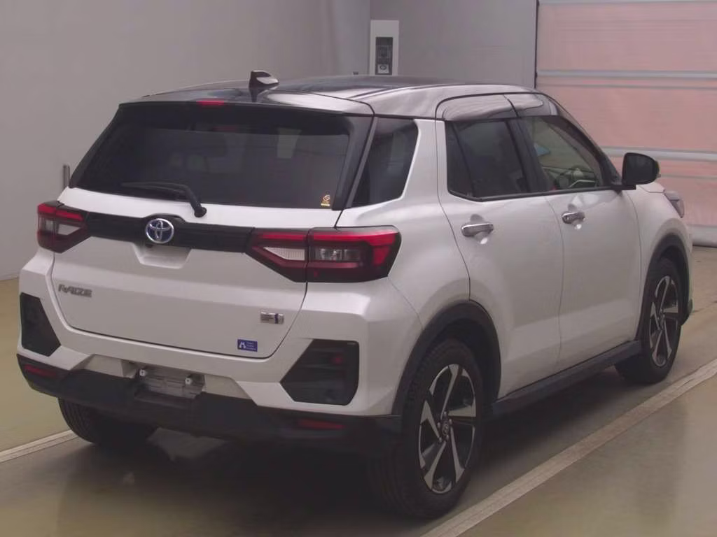 TOYOTA RAIZE