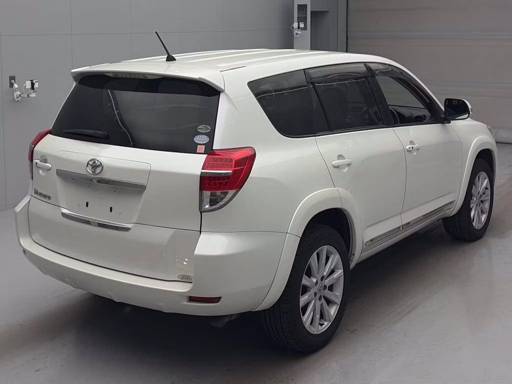 TOYOTA VANGUARD