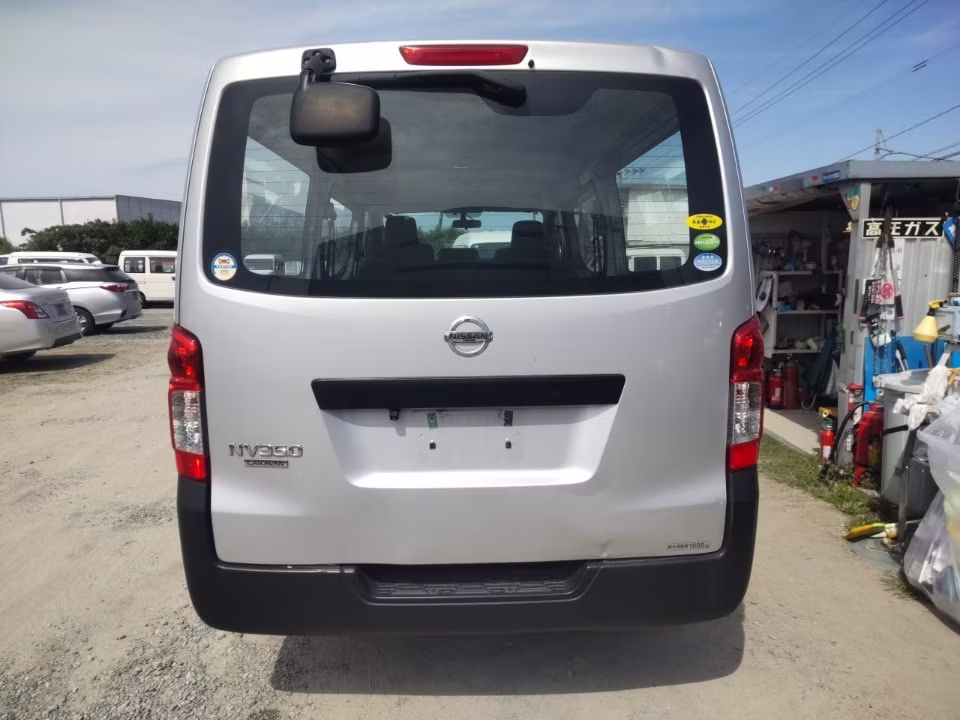 NISSAN NV350 CARAVAN