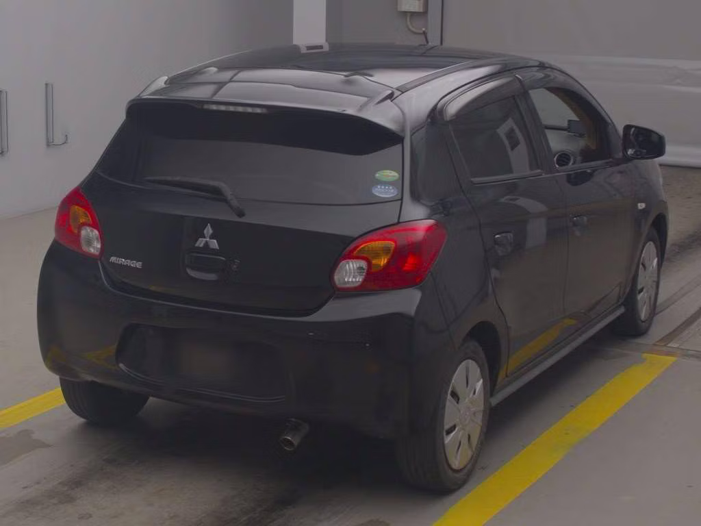 MITSUBISHI MIRAGE