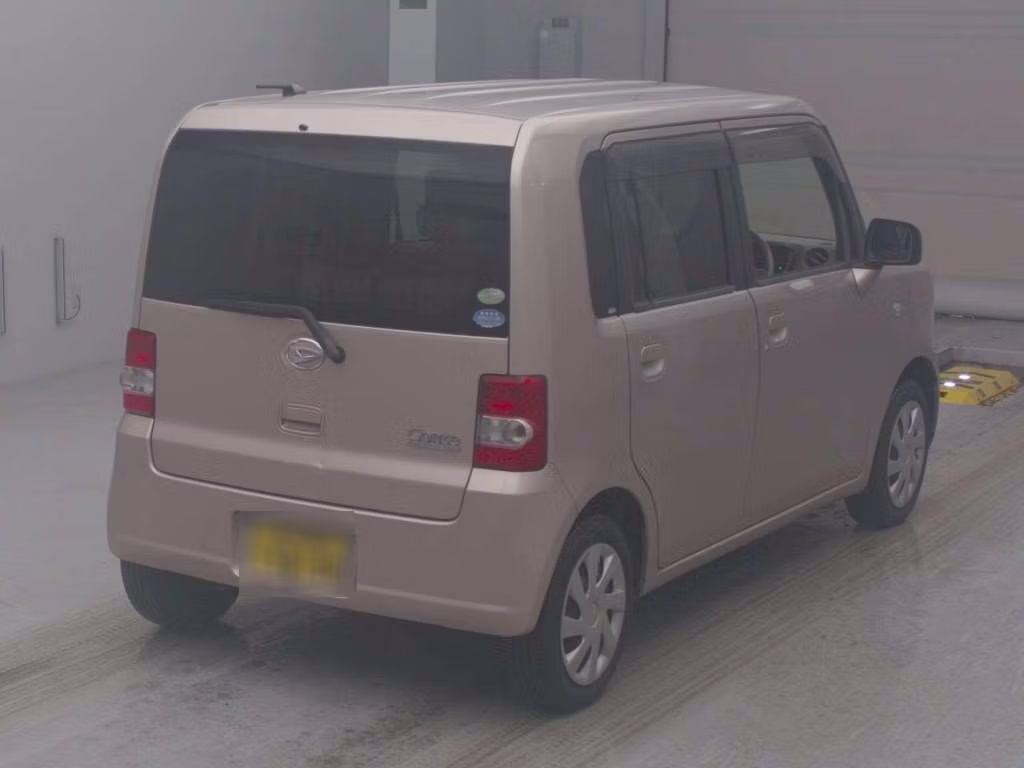 DAIHATSU MOVE CONTE